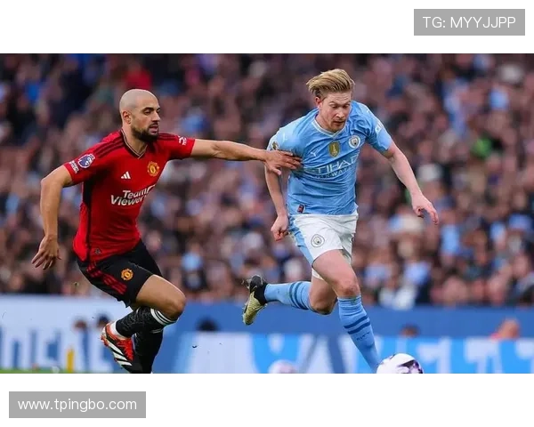 曼城双冠王争冠形势生变，近期表现波动对赛季走势形成制约